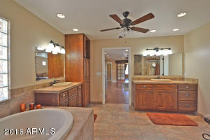 7708 S Willow Dr, Tempe, AZ 85284 photo 12