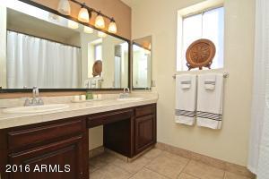 7 E Muriel Dr, Phoenix, AZ 85022 photo 13