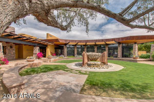 3542 E Robin Ln, Phoenix, AZ 85050 photo 31