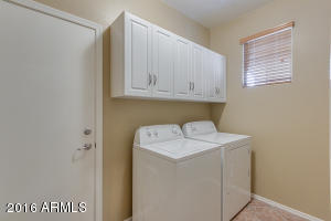 942 E Cantebria Dr, Gilbert, AZ 85296 photo 12
