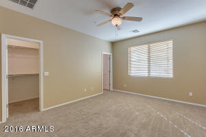942 E Cantebria Dr, Gilbert, AZ 85296 photo 6