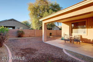 869 E Kyle Ct, Gilbert, AZ 85296 photo 4