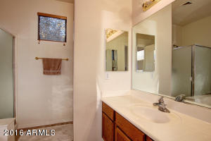 869 E Kyle Ct, Gilbert, AZ 85296 photo 11