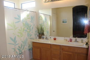 1027 E Julian Dr, Gilbert, AZ 85295 photo 11