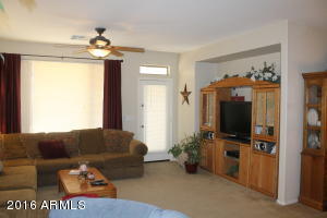 1027 E Julian Dr, Gilbert, AZ 85295 photo 4