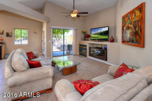 3232 E Maldonado Dr, Phoenix, AZ 85042 photo 1