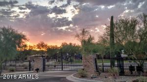 1726 W Dusty Wren Dr, Phoenix, AZ 85085 photo 2
