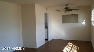 516 E Butler Dr, Phoenix, AZ 85020 photo 7