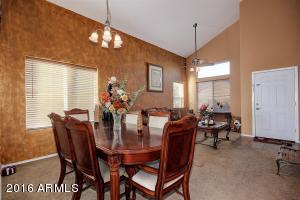 6239 S 19th Dr, Phoenix, AZ 85041 photo 5