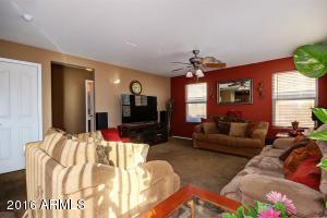 6239 S 19th Dr, Phoenix, AZ 85041 photo 9