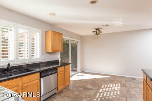 4015 E Hiddenview Dr, Phoenix, AZ 85048 photo 7