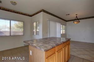 1714 S 80th Ln, Phoenix, AZ 85043 photo 9