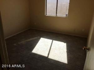 7014 S 24th Ln, Phoenix, AZ 85041 photo 9