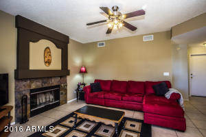 3701 E Rosemonte Dr, Phoenix, AZ 85050 photo 3