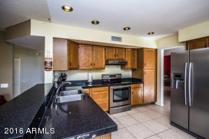3701 E Rosemonte Dr, Phoenix, AZ 85050 photo 10