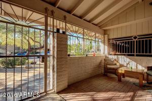 2530 E Cinnabar Ave, Phoenix, AZ 85028 photo 3