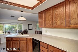 2530 E Cinnabar Ave, Phoenix, AZ 85028 photo 11