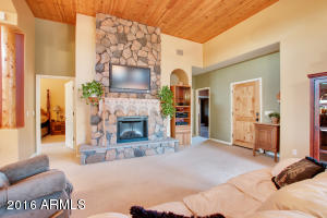 1486 N Roadrunner Rd, Apache Junction, AZ 85119 photo 3
