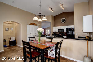 491 E Pinto Dr, Gilbert, AZ 85296 photo 9