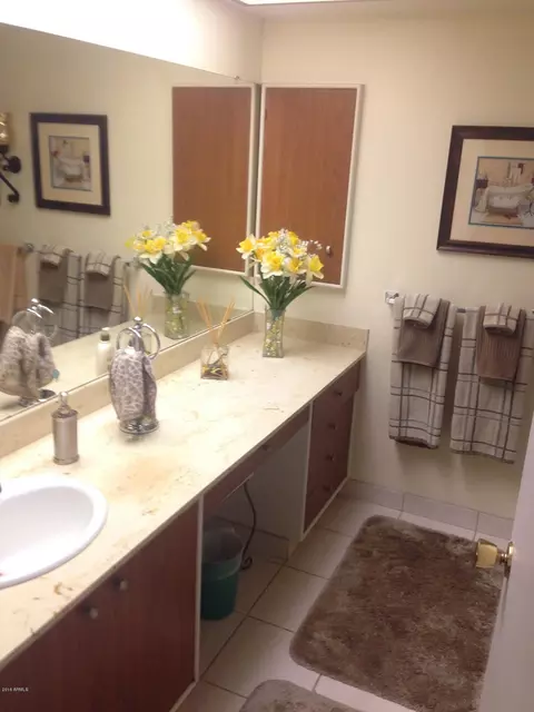 3703 E Montecito Ave, Phoenix, AZ 85018 photo 5