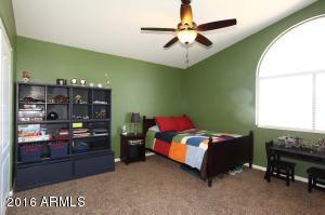 981 E Liberty Ln, Gilbert, AZ 85296 photo 15
