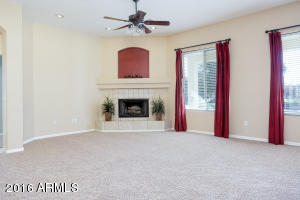 18331 E Sunnybrook Ln, Gilbert, AZ 85298 photo 12