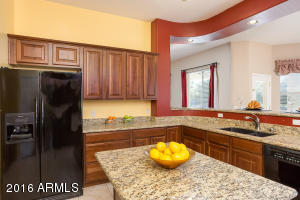18331 E Sunnybrook Ln, Gilbert, AZ 85298 photo 8