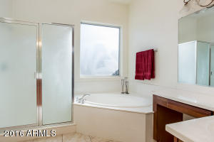 18331 E Sunnybrook Ln, Gilbert, AZ 85298 photo 17