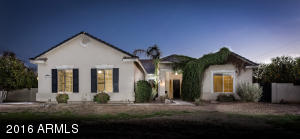 18331 E Sunnybrook Ln, Gilbert, AZ 85298 photo 1