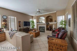 4725 E Robin Ln, Phoenix, AZ 85050 photo 18