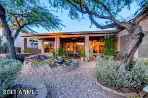 4725 E Robin Ln, Phoenix, AZ 85050 photo 3