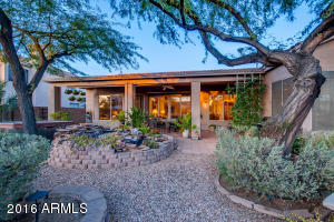 4725 E Robin Ln, Phoenix, AZ 85050 photo 4