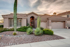 4725 E Robin Ln, Phoenix, AZ 85050 photo 1