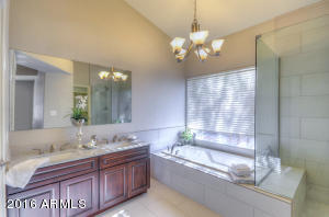 2303 E Hiddenview Dr, Phoenix, AZ 85048 photo 8
