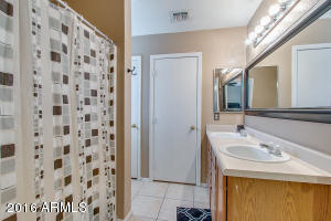 1343 S Bridgegate Dr, Gilbert, AZ 85296 photo 11