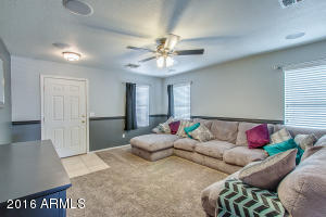 1343 S Bridgegate Dr, Gilbert, AZ 85296 photo 3