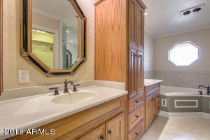 2725 E Houston Ave, Gilbert, AZ 85234 photo 22