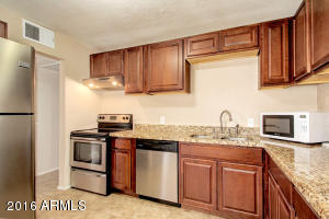 2904 W Solano Dr N, Phoenix, AZ 85017 photo 9