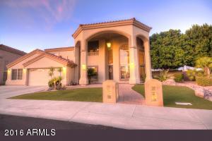 1354 W Laurel Ave, Gilbert, AZ 85233 photo 2