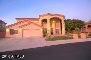1354 W Laurel Ave, Gilbert, AZ 85233 photo 1