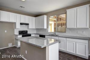 2111 E Phelps Rd, Phoenix, AZ 85022 photo 7