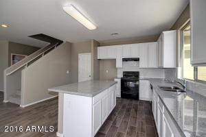 2111 E Phelps Rd, Phoenix, AZ 85022 photo 12