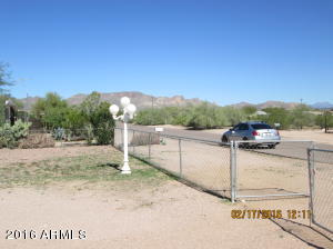 1872 N Desert View Dr, Apache Junction, AZ 85120 photo 2