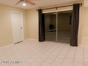 5219 E Tunder Cir, Phoenix, AZ 85044 photo 9