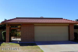 5219 E Tunder Cir, Phoenix, AZ 85044 photo 2