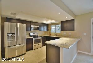 2807 E Fairmount Ave, Phoenix, AZ 85016 photo 6