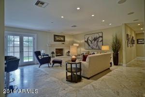4995 E Cheery Lynn Rd, Phoenix, AZ 85018 photo 3