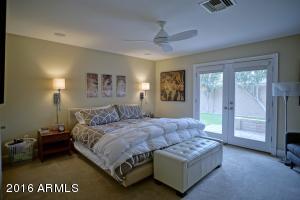 4995 E Cheery Lynn Rd, Phoenix, AZ 85018 photo 6