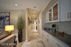 4995 E Cheery Lynn Rd, Phoenix, AZ 85018 photo 18