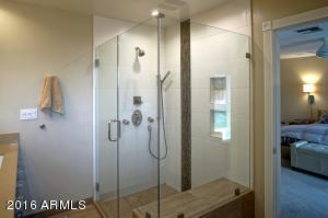 4995 E Cheery Lynn Rd, Phoenix, AZ 85018 photo 9